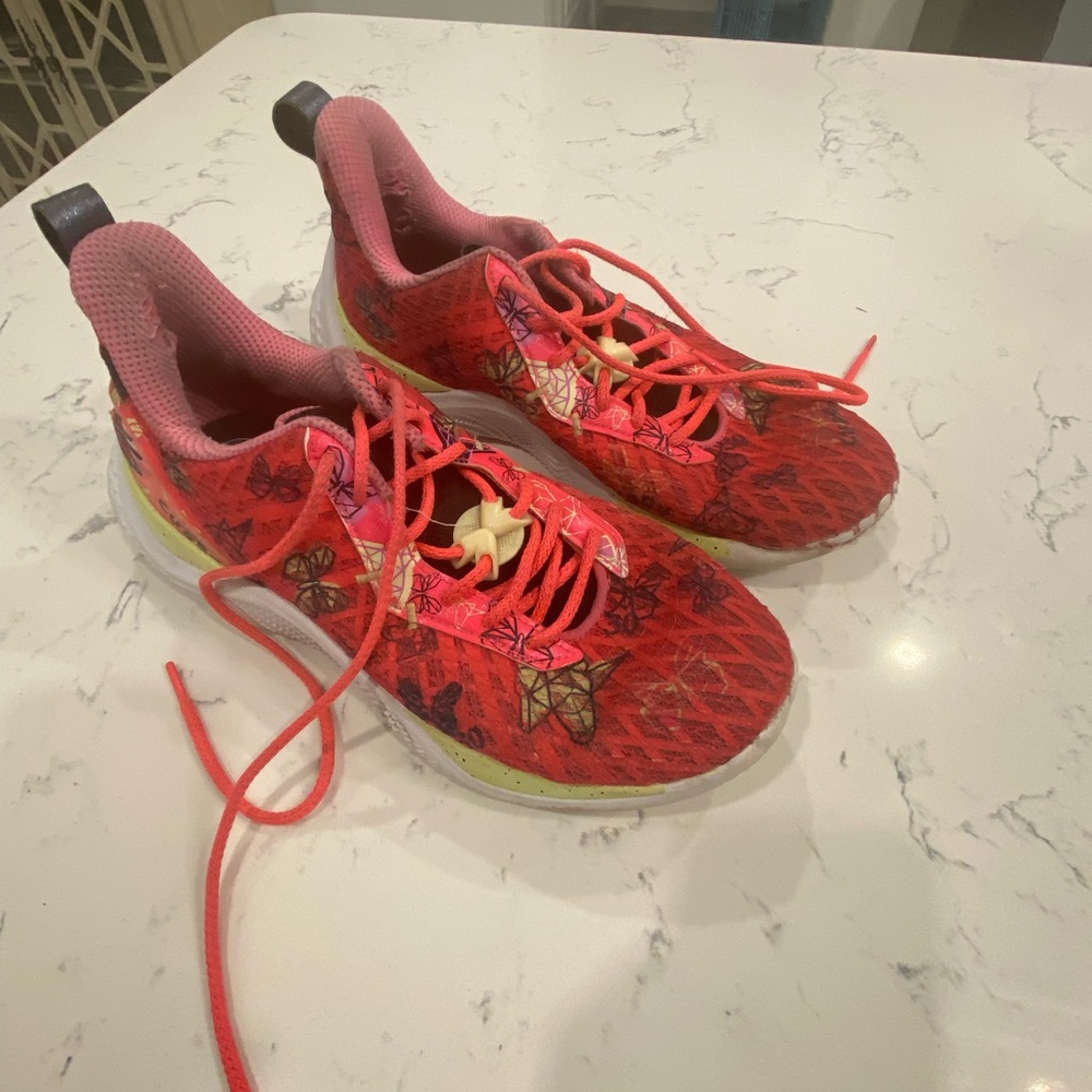 Curry 10 flow unicorn and butterfly